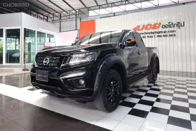 NISSAN NAVARA NP 300 KING CAB CALIBRE 2.5 E BLACK EDITION 2 ปี 2019