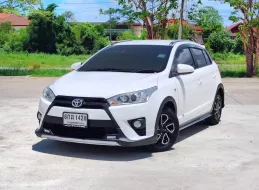 2017 Toyota YARIS รถเก๋ง 5 ประตู 