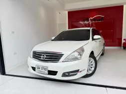 2010 Nissan TEANA 2.0 200 XL Sport รถเก๋ง 4 ประตู 