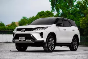 Toyota Fortuner 2.4 Legender 4×2 ปี 2021 รถมือเดียวป้ายแดง สวยมากๆ รถพร้อมใช้งาน