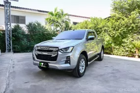 2021 Isuzu D-Max 1.9 HI-Lander L DA ( ให้หมด เครื่องเสียง 1 ชุดใหญ่ )