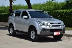 รถครอบครัว Isuzu MU-X 1.9 AT 2017 รถบ้านมือเดียวออกศูนย์ ไฟหน้าใหม่ ตัวไมเนอร์เชนจ์ 