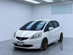 2010 Honda JAZZ 1.5 S รถเก๋ง 5 ประตู 