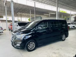 HYUNDAI H1 2.5 DELUXE ปี 2019 รถสวย สภาพพร้อมใช้งาน 11 ที่นั่ง ไมล์น้อย 8 หมื่นโล รับประกันตัวถังสวย