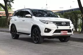 รถครอบครัว Toyota Fortuner 2.8 TRD Spotivo AT 2019 รถบ้านใช้งานน้อยไมล์ 4 หมื่นกว่าโล ชุดแต่งรอบคัน