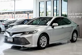 TOYOTA CAMRY 2.0 G 2019  รถสวยเดิม ประวัติเช็คศูนย์ มือแรกออกห้าง ดีไซน์สปร์อตโฉมปัจจุบัน