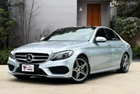 2015 Benz C300 AMG Dynamic W205 ดีเซล หลังคาแก้ว ใช้น้อย 8 หมื่นโล