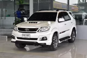 2014 Toyota Fortuner 3.0 TRD Sportivo 4WD SUV รถบ้านแท้ ฟรีดาวน์