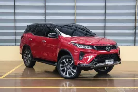 2020 Toyota Fortuner 2.8 Legender SUV รถสวย