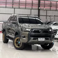 2022 Toyota Hilux Revo 2.4 Prerunner G Rocco รถกระบะ ฟรีดาวน์