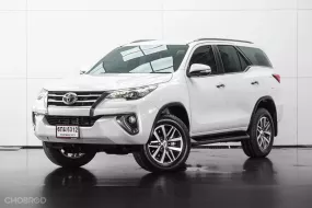 2017 Toyota Fortuner 2.8 V SUV ดาวน์ 0%