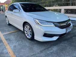 ACCORD 2.4 EL NAVI 2016 รถเจ้าของเดียว รถสวย ประกันเครื่องเกียร์ 20,000 กม. หรือ 2 ปี มีกล้องหลัง