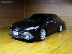 🔥TOYOTA CAMRY 2.5 HYBRID PREMIUM (MY18)✅สภาพนางฟ้า ✅รับประกันรถสวย ✅ไมล์แท้%