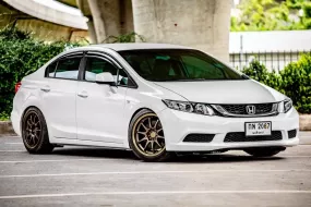 2013 Honda CIVIC 1.8 S i-VTEC รถเก๋ง 4 ประตู ดาวน์ 0%