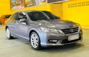 2015 Honda ACCORD 2.0 EL NAVI รถเก๋ง 4 ประตู 