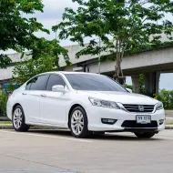 2013 Honda ACCORD 2.4 TECH รถเก๋ง 4 ประตู รถสภาพดี มีประกัน