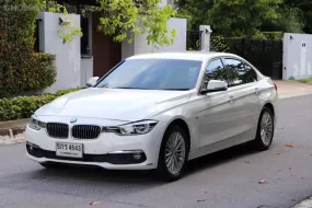 2015 BMW 320d 2.0 รถเก๋ง 4 ประตู 