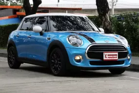 Mini Cooper 1.5 F55 Hatchback 2019 รถบ้านมือเดียวออกศูนย์ใช้งานน้อยไมล์เพียง 3 หมื่นกว่าโล