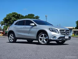 2018 Mercedes-Benz GLA200 1.6 Urban SUV ไมล์ต่ำ 52,000 กม