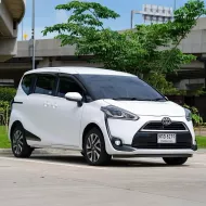 2020 Toyota Sienta 1.5 V รถตู้/mpv รถบ้านแท้