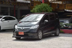 2012 Honda Freed 1.5 EL mpv รถสวย