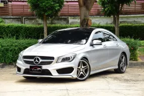 2016 Mercedes-Benz CLA250 AMG 2.0 AMG Dynamic Night Edition รถเก๋ง 4 ประตู 