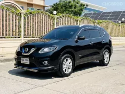 NISSAN X-TRAIL 2.0 V HYBRID 4WD ปี 2016 สภาพป้ายแดง