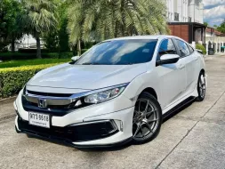 2020 Honda CIVIC 1.8 E i-VTEC รถเก๋ง 4 ประตู 