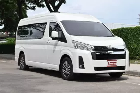 Toyota Commuter 2.8 2023 รถตู้แต่งวีไอพีชุดใหญ่จากยนต์เจริญไมล์เพียงแค่ 3 พันกว่าโล พร้อมใช้งาน