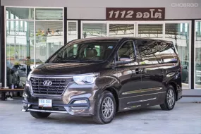 HYUNDAI H1 2.5 DELUXE 2019 แต่งเบาะVIP ประตูไฟฟ้า บันไดข้างไฟฟ้า กล้องรอบคัน ของแต่งมาครบเ!! 