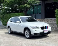 2015 BMW X1 SPORTLINE เบาะแดง รถมือเดียวออกป้ายแดง รถวิ่งน้อย เข้าศูนย์ทุกระยะ ไม่เคยมีอุบัติเหตุ