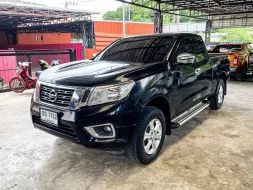 Nissan Navara NP300 King Cab 2.5 V ธรรมดา ปี 2017 ผ่อนเริ่มต้น 5,xxx บาท