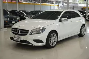 2013 Mercedes-Benz A180 1.6 AMG Sport รถเก๋ง 5 ประตู 