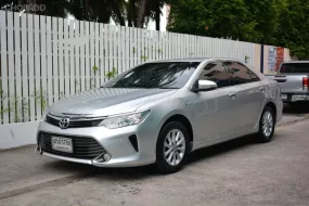 2015 TOYOTA CAMRY 2.0 G เจ้าของเดียว ไมล์แท้ หน้าหลังเดิมหมด ไม่เคยมีชนหนักหรือจมน้ำ