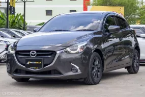  2018 Mazda 2 1.3 High Connect Sports คันนี้รถสวยสภาพใหม่มาก ผ่อนเบาๆ คุ้มราคามากๆ