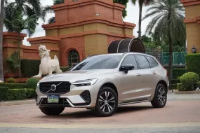 2022 Volvo XC60 Recharge 2.0 Plus T8 Plug-in Hybrid Dark SUV รถสวย ไมล์น้อย มือเดียวป้ายแดง 