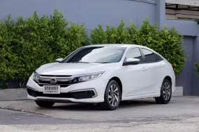 2019 Honda CIVIC 1.8 E i-VTEC รถเก๋ง 4 ประตู ฟรีดาวน์