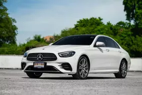 New !!  Benz E300e AMG W213 ปี 2022 เลขไมล์นางฟ้า 21,000 กม. รถสภาพสวยมาก