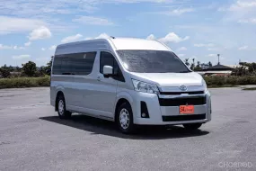 2019 TOYOTA COMMUTER 2.8 GL MT