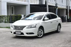 Nissan Sylphy  1.6V ปี2013 สีขาว ออโต้ เบนซิน ไมล์แท้ 100,000 กม.