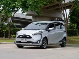 ขายรถ TOYOTA SIENTA 1.5 V ปี จด 2020