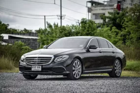 🔥 เข้าใหม่ E-Class Option ครบ ฝาท้ายไฟฟ้า + กล้อง Mercedes-Benz E350e 2.0 e Exclusive