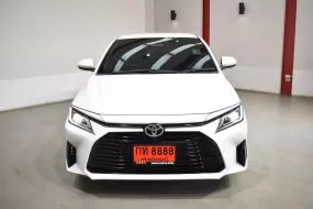 2022 Toyota Yaris Ativ 1.2 Premium รถเก๋ง 4 ประตู 