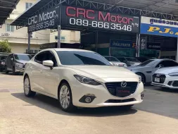 2015 Mazda 3 2.0 S รถเก๋ง 4 ประตู ออกรถ 0 บาท