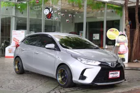 ขายรถ TOYOTA YARIS 1.2 ENTRY เกียร์ AUTO สีเทา ปี 2021