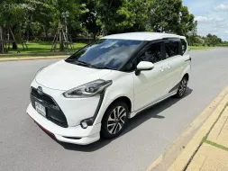 2016 Toyota Sienta 1.5 V รถมินิเวน ออกรถง่าย