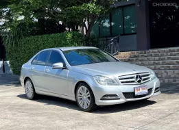 2014 BENZ C CLASS C200 W204 รถมือเดียวออกป้ายแดง วิ่งน้อย เข้าศูนย์ทุกระยะ ไม่เคยมีอุบัติเหตุครับ