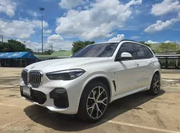 2022 BMW X5 3.0 xDrive45e M Sport 4WD SUV รถสภาพดี มีประกัน