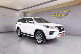 2020 TOYOTA FORTUNER 2.4 V SIGMA4 4WD. MINOR CHANGE AT