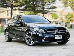 2019 Mercedes-Benz C220 2.0 d Avantgarde รถเก๋ง 4 ประตู เจ้าของขายเอง รถสวยไมล์น้อย 